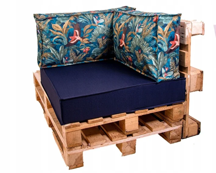 Corner garden pallet cushions Birds